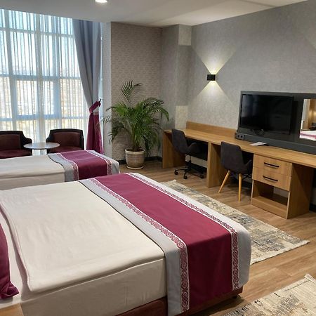 Lavanta Tepesi Hotel Ve Spor Tesisleri 布尔杜尔 外观 照片