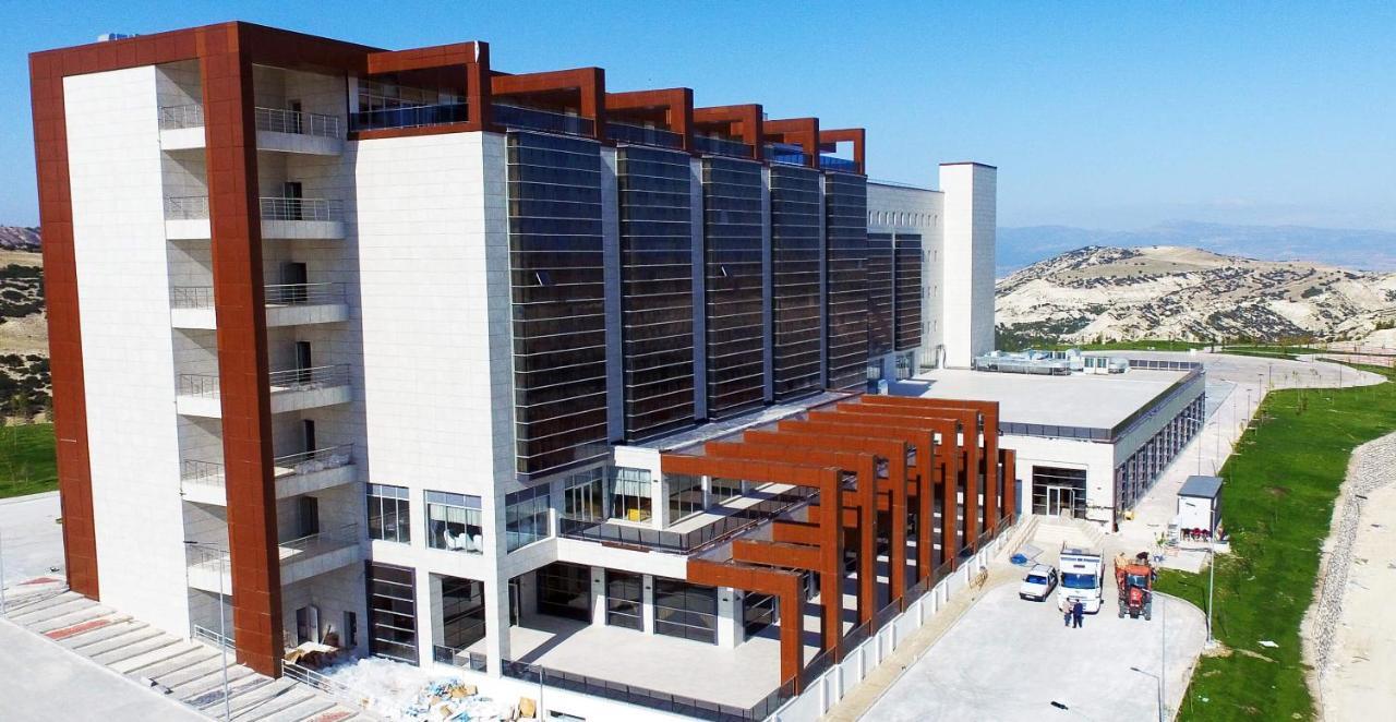 Lavanta Tepesi Hotel Ve Spor Tesisleri 布尔杜尔 外观 照片