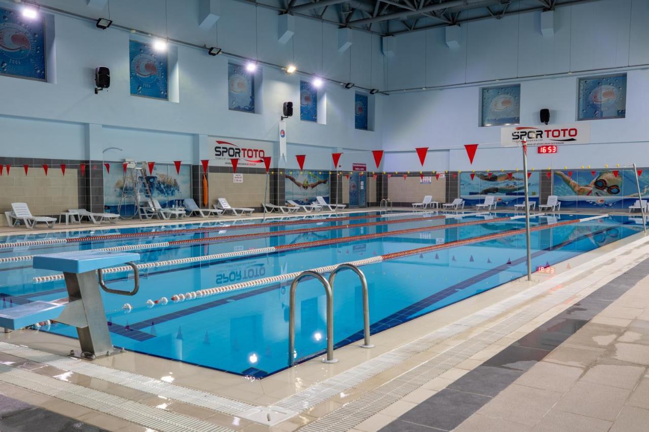 Lavanta Tepesi Hotel Ve Spor Tesisleri 布尔杜尔 外观 照片