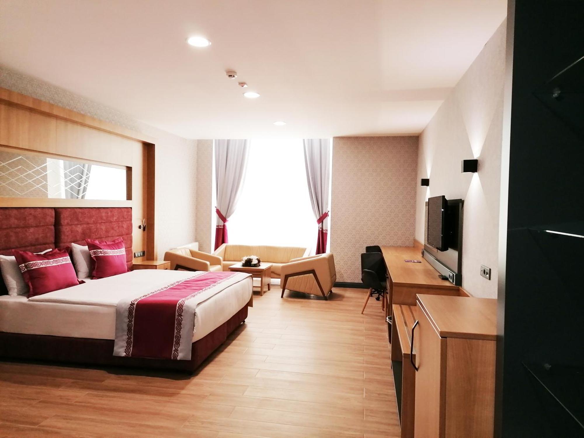 Lavanta Tepesi Hotel Ve Spor Tesisleri 布尔杜尔 外观 照片